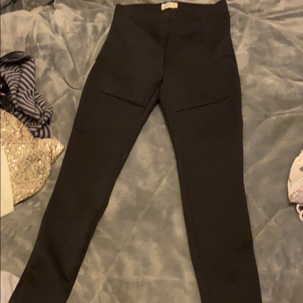 Black leggings